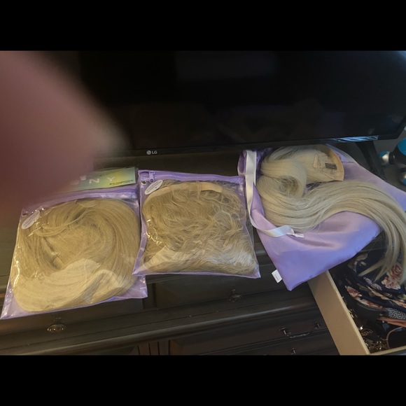 COPY - INH HAIR BUNDLE OF 3 ! - Picture 1 of 5